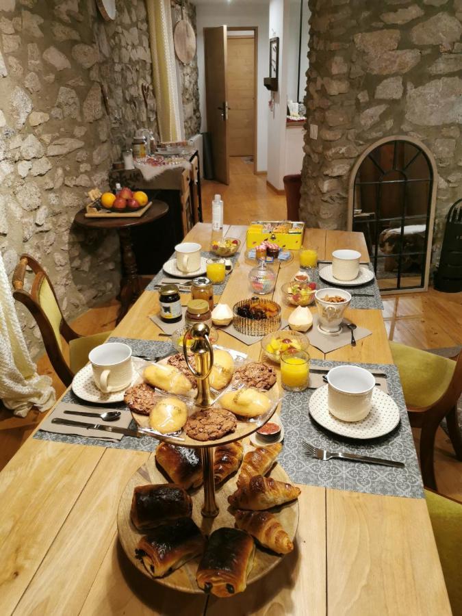 Hotel La Petite Chapelle Font-Romeu-Odeillo-Via Esterno foto
