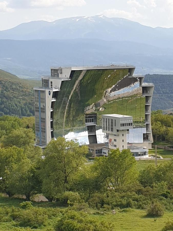 Hotel La Petite Chapelle Font-Romeu-Odeillo-Via Esterno foto