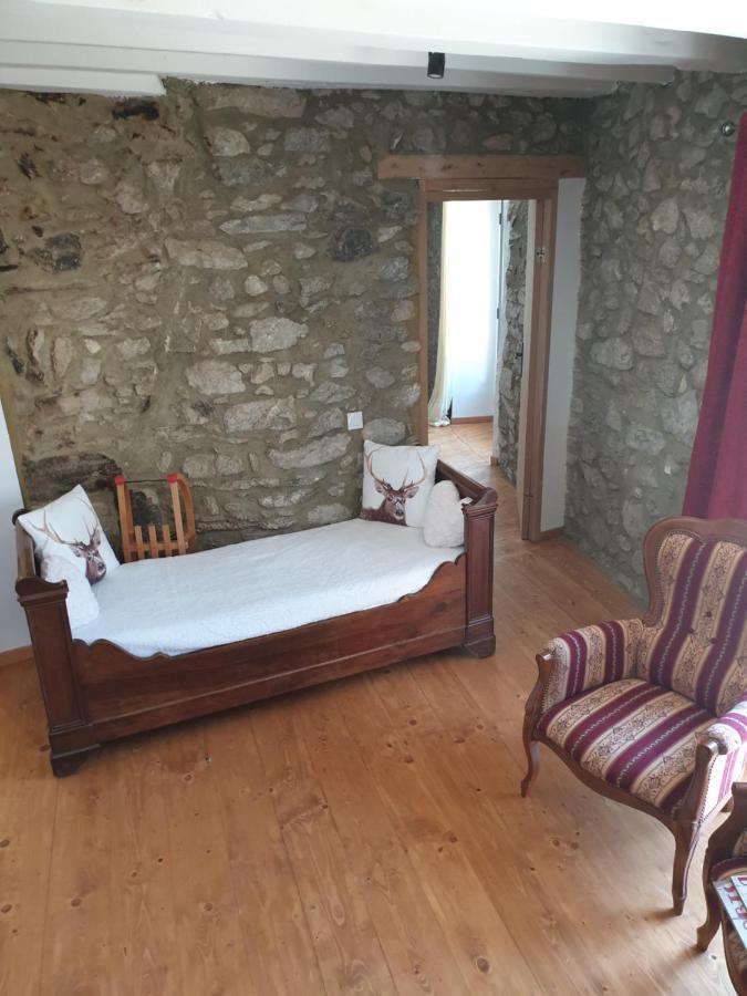 Hotel La Petite Chapelle Font-Romeu-Odeillo-Via Esterno foto