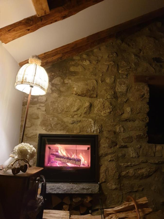 Hotel La Petite Chapelle Font-Romeu-Odeillo-Via Esterno foto