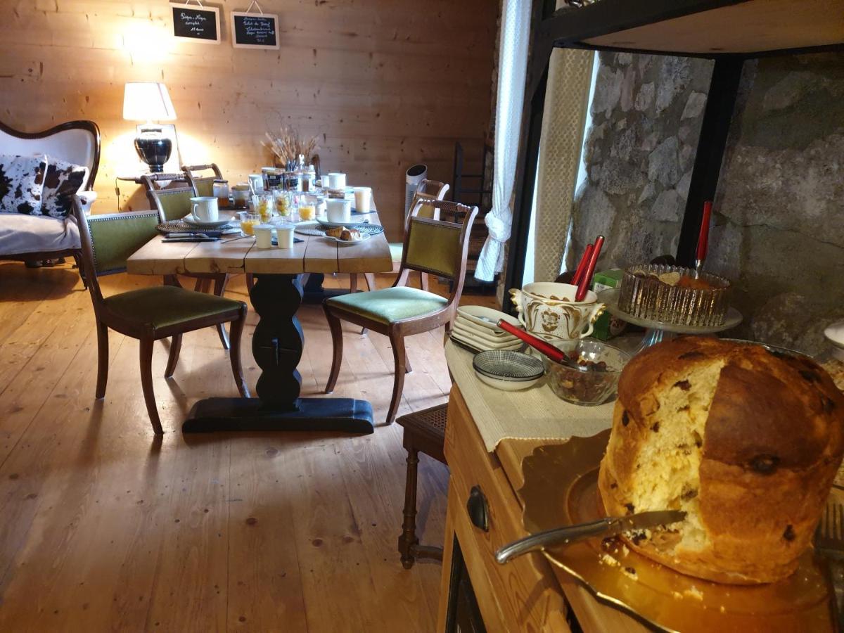 Hotel La Petite Chapelle Font-Romeu-Odeillo-Via Esterno foto