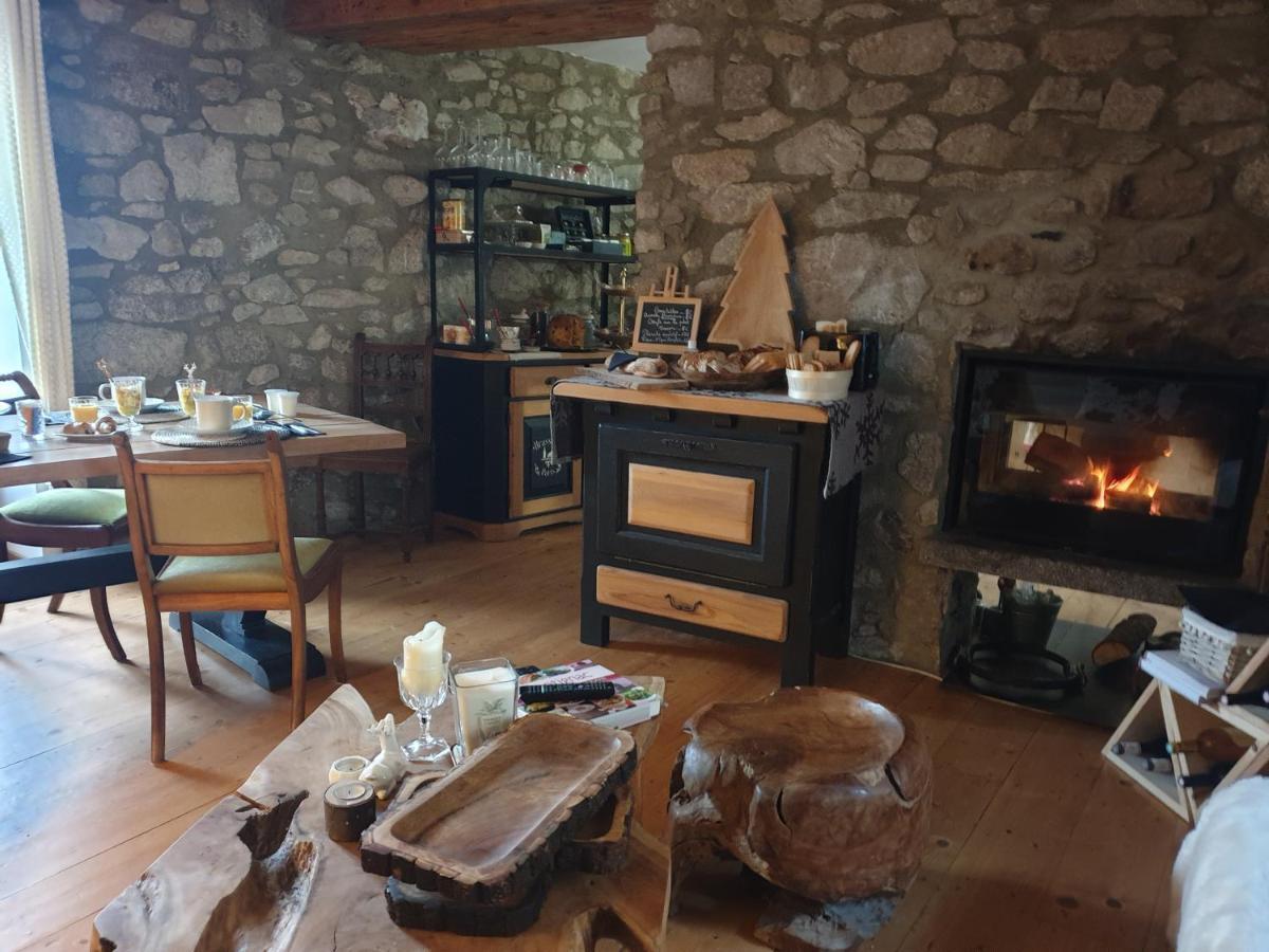 Hotel La Petite Chapelle Font-Romeu-Odeillo-Via Esterno foto